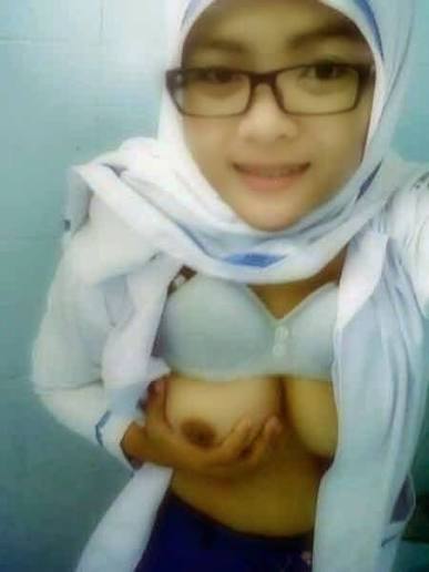 Top 5 Lagi Guru Viral 2026 Trending Indonesia Top 10 Viral Terbaru Pesona Pelajar Cantik Berhijab Yandex Viral One for All Jengking Ceer di Duburnew Global 2025 Official Sawit Viral 62